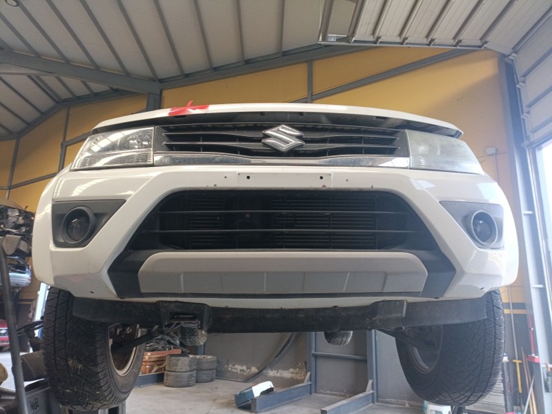 Recambio de paragolpes delantero para suzuki grand vitara ii (jt, te, td) 1.9 ddis a las 4 ruedas (jt419, td44, jb419wd, jb419xd