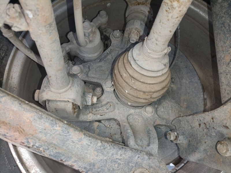 Recambio de mangueta trasera derecha para suzuki grand vitara ii (jt, te, td) 1.9 ddis a las 4 ruedas (jt419, td44, jb419wd, jb4
