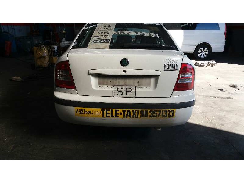 skoda octavia berlina (1u2) del año 2009
