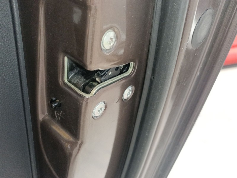 Recambio de cerradura puerta trasera derecha para hyundai ix35 (lm, el, elh) 1.7 crdi referencia OEM IAM   