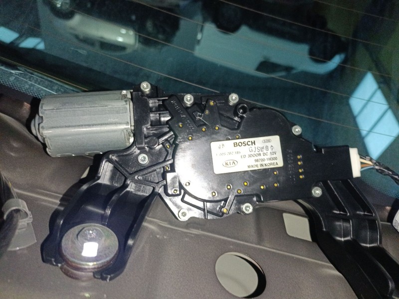 Recambio de motor limpia trasero para hyundai ix35 (lm, el, elh) 1.7 crdi referencia OEM IAM 987001H300 F00S2B2185 