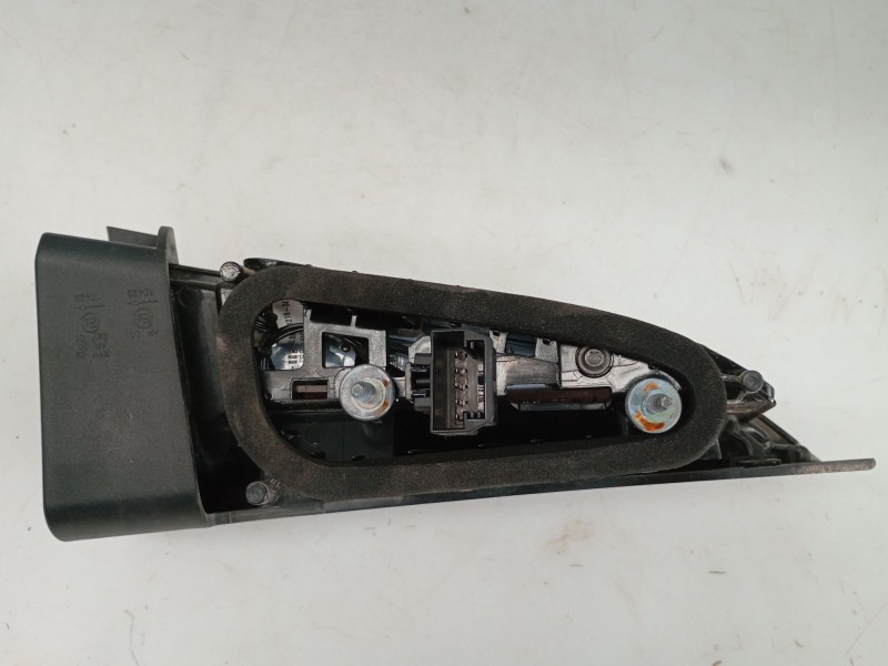 Recambio de piloto trasero derecho porton para skoda kamiq (nw4) 1.0 tsi referencia OEM IAM   