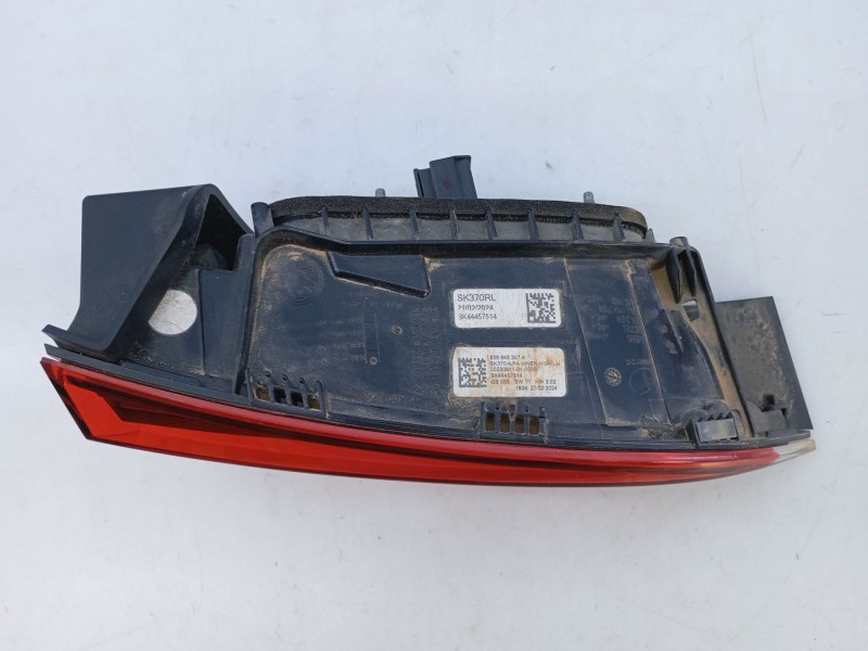 Recambio de piloto trasero izquierdo porton para skoda kamiq (nw4) 1.0 tsi referencia OEM IAM 658945308A  