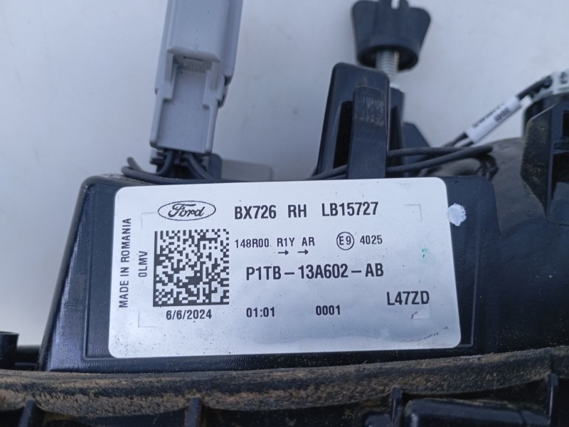 Recambio de piloto trasero derecho porton para ford puma (j2k, cf7) 1.0 ecoboost mhev referencia OEM IAM   