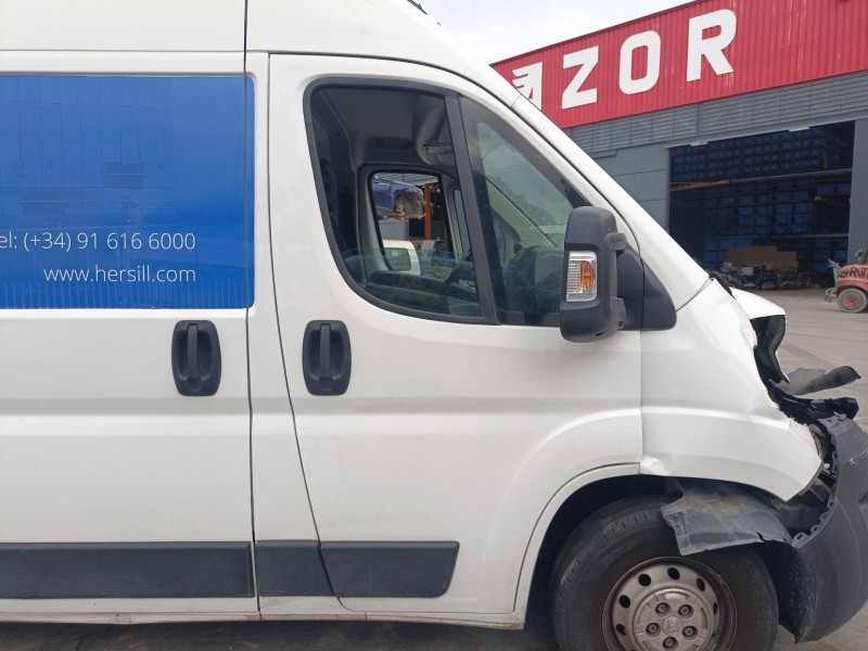 Recambio de puerta delantera derecha para peugeot boxer furgoneta 2.0 bluehdi 130 referencia OEM IAM   