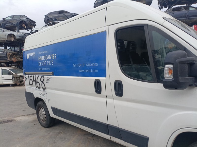 Recambio de puerta lateral corredera derecha para peugeot boxer furgoneta 2.0 bluehdi 130 referencia OEM IAM   