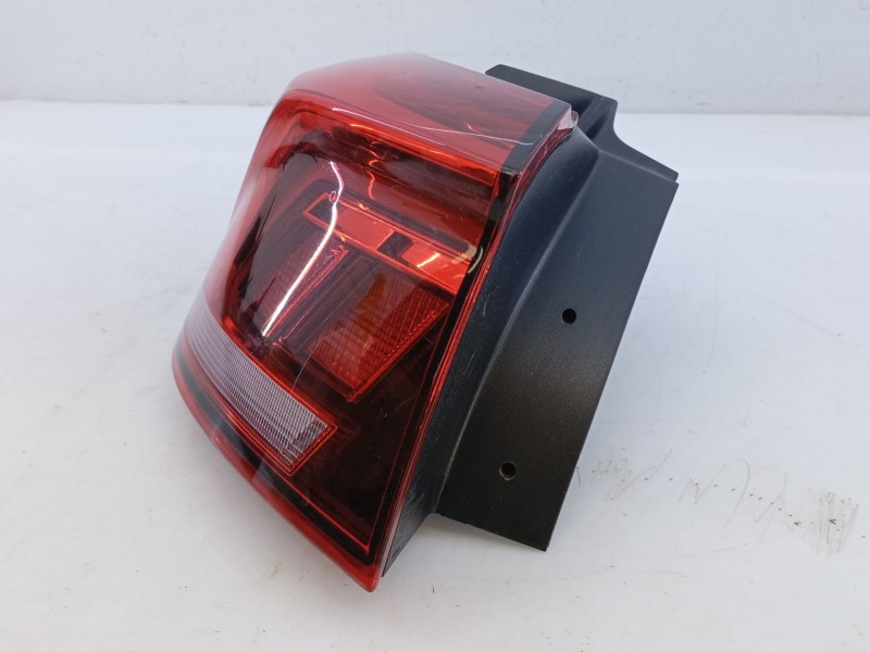 Recambio de piloto trasero izquierdo para volkswagen t-roc (a11, d11) 1.5 tsi referencia OEM IAM 2GA945095D  