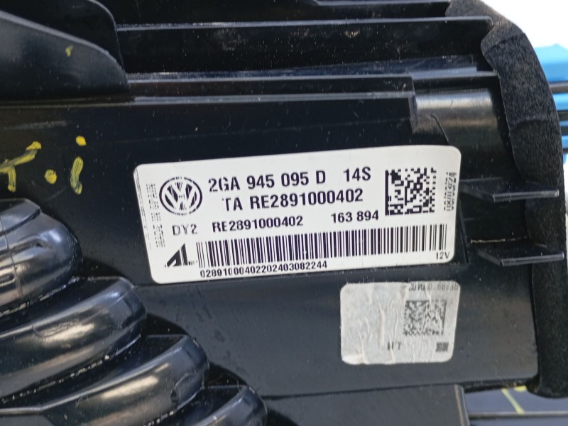 Recambio de piloto trasero izquierdo para volkswagen t-roc (a11, d11) 1.5 tsi referencia OEM IAM 2GA945095D  