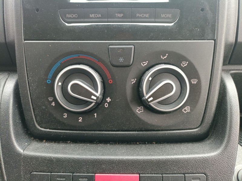 Recambio de mando calefaccion / aire acondicionado para peugeot boxer furgoneta 2.0 bluehdi 130 referencia OEM IAM   