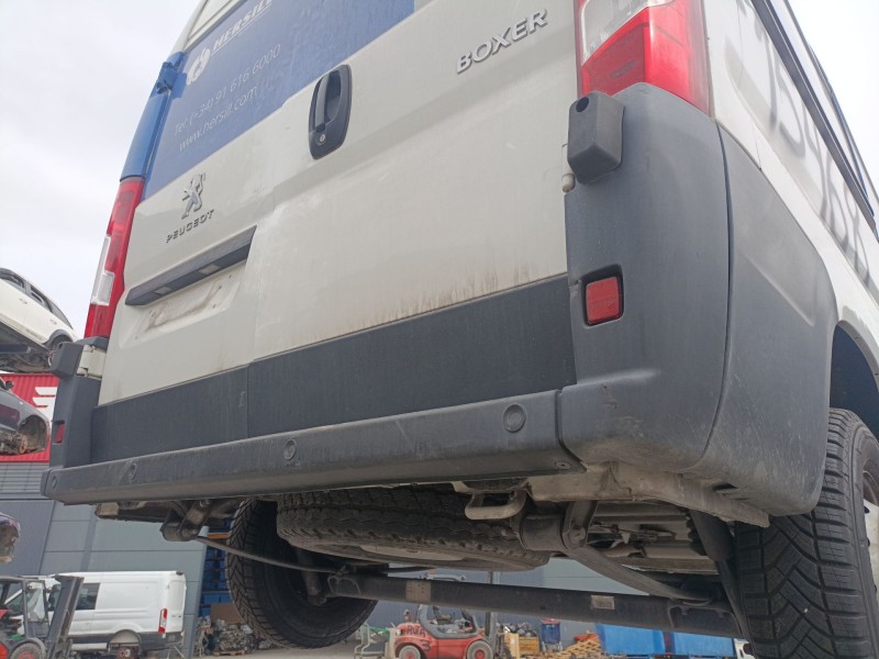 Recambio de paragolpes trasero para peugeot boxer furgoneta 2.0 bluehdi 130 referencia OEM IAM   