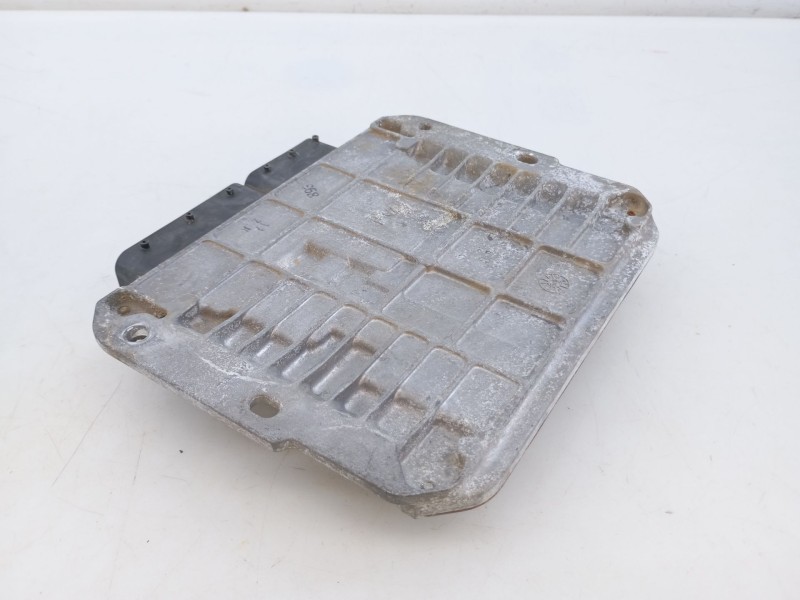 Recambio de centralita motor uce para nissan pathfinder iii (r51) 2.5 dci 4wd referencia OEM IAM 237105X05C MB2758008935 
