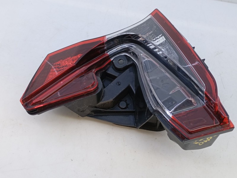 Recambio de piloto trasero izquierdo porton para toyota c-hr hybrid dynamic referencia OEM IAM   