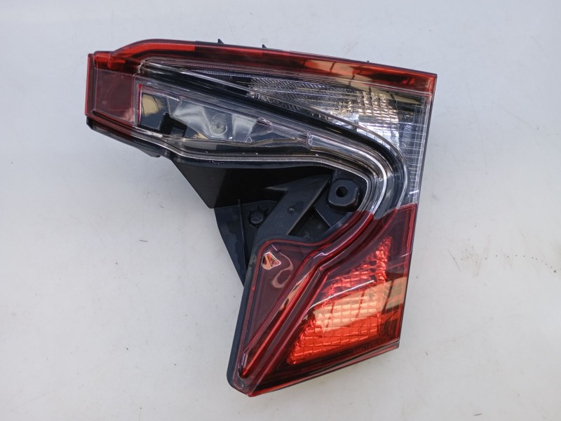 Recambio de piloto trasero derecho porton para toyota c-hr hybrid dynamic referencia OEM IAM   