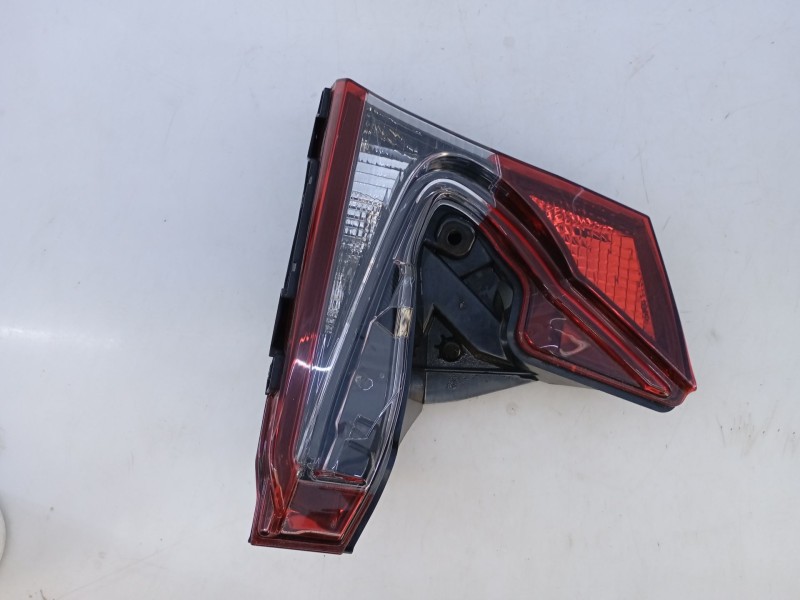 Recambio de piloto trasero derecho porton para toyota c-hr hybrid dynamic referencia OEM IAM   