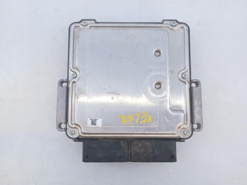 Recambio de centralita motor uce para land rover range rover velar referencia OEM IAM   