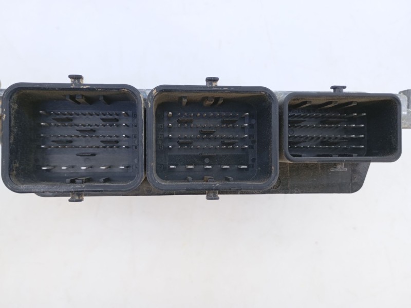 Recambio de centralita motor uce para ford focus iii 1.6 tdci referencia OEM IAM DU7112A650JA S180133307 