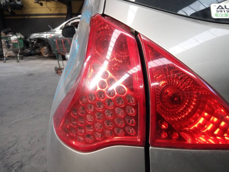 Recambio de piloto trasero izquierdo para peugeot 3008 active referencia OEM IAM 9683460880  