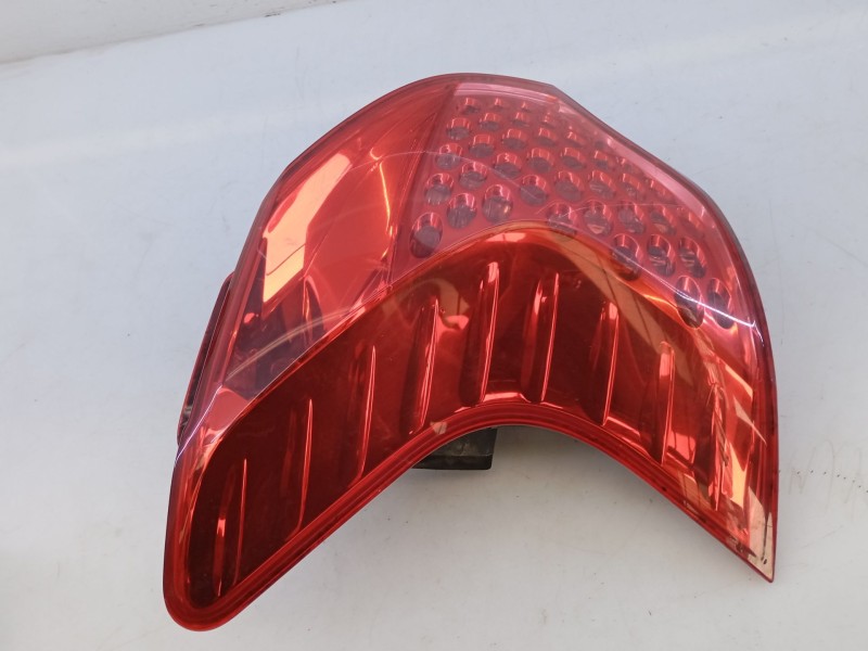 Recambio de piloto trasero izquierdo para peugeot 3008 active referencia OEM IAM 9683460880  