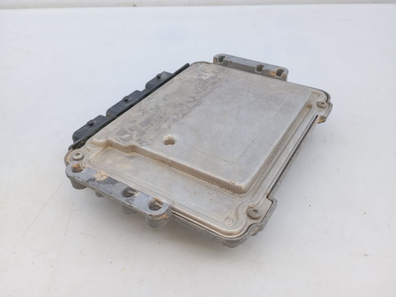 Recambio de centralita motor uce para suzuki grand vitara ii (jt, te, td) 1.9 ddis a las 4 ruedas (jt419, td44, jb419wd, jb419xd