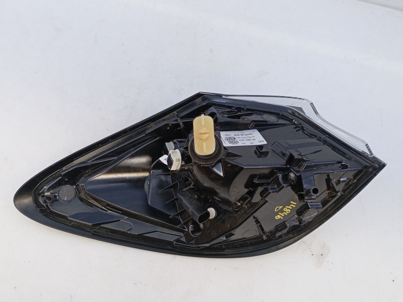 Recambio de piloto trasero derecho para ford puma (j2k, cf7) 1.0 ecoboost mhev referencia OEM IAM   