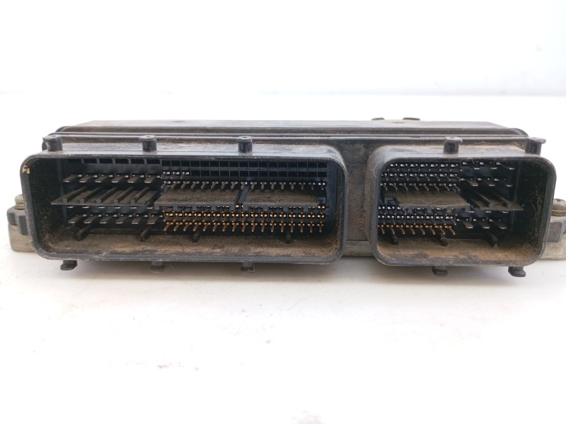 Recambio de centralita motor uce para toyota avensis (t27) referencia OEM IAM 8966105K60 MB2759005071 