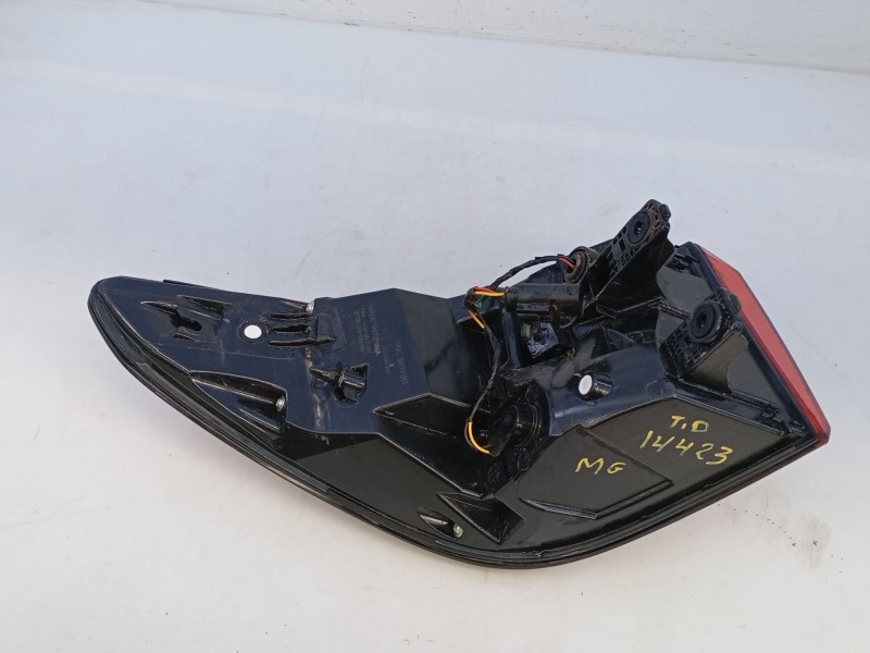 Recambio de piloto trasero derecho para mg zs suv (azs1) 1.5 vti referencia OEM IAM   