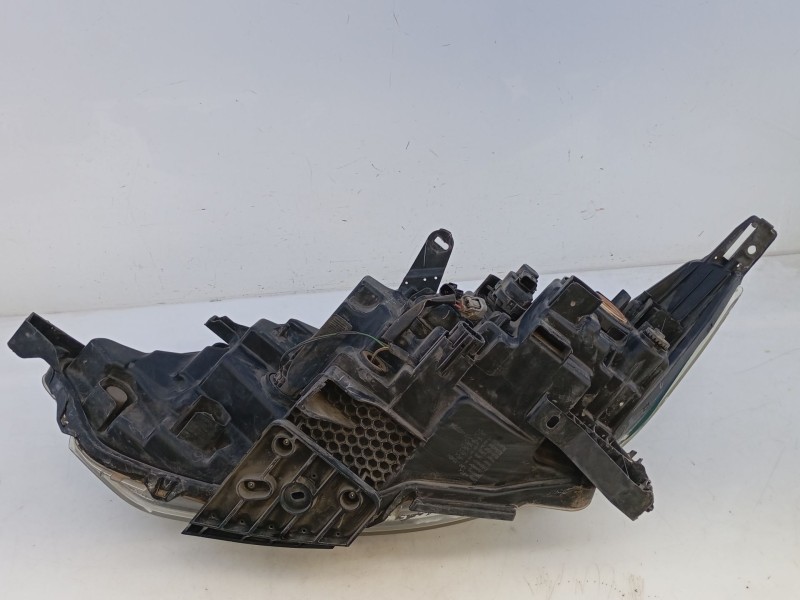 Recambio de faro derecho para nissan qashqai ii (j11, j11_) 1.3 dig-t referencia OEM IAM 10018013  