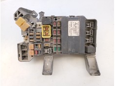 CAJA RELES / FUSIBLES MR515657 E3-A2-19-2