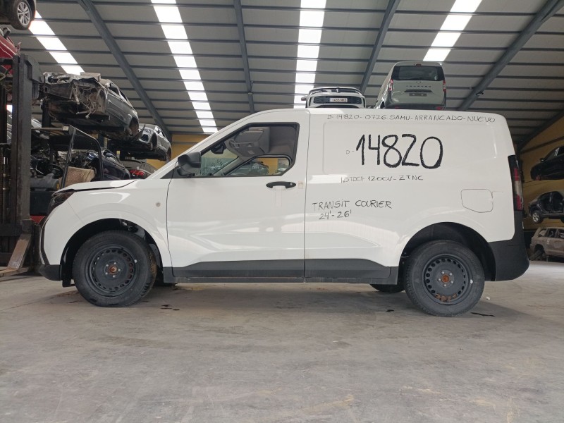 ford transit courier del año 2024