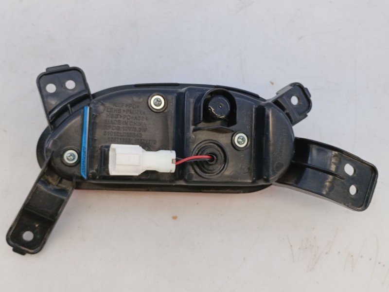 Recambio de piloto trasero izquierdo paragolpes para mg zs suv (azs1) 1.5 vti referencia OEM IAM A33005L0100 AC23090705902 