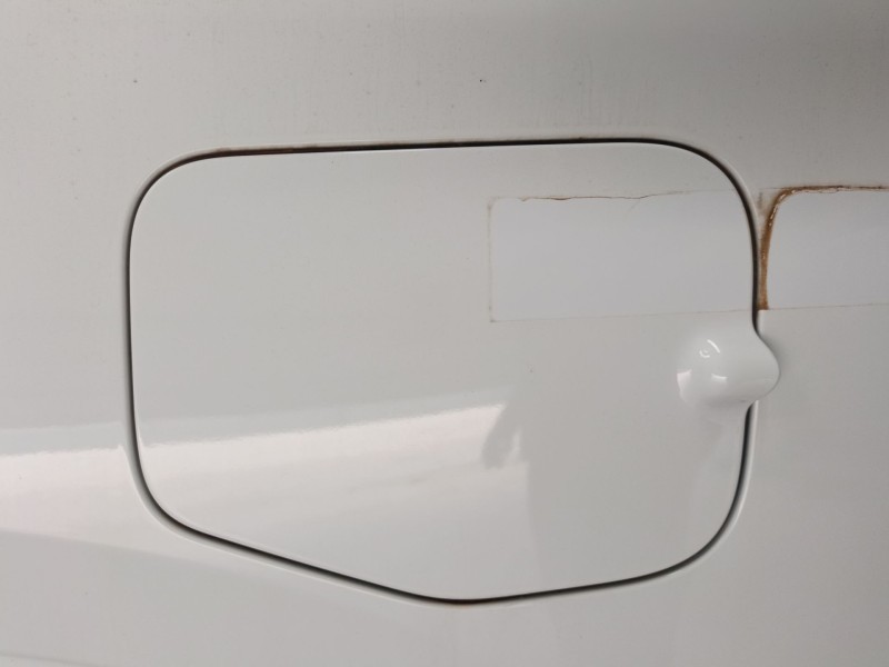 Recambio de tapa exterior combustible para ford transit courier referencia OEM IAM   