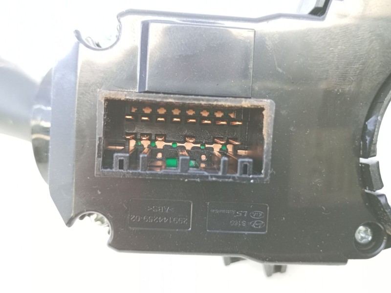 Recambio de mando intermitentes para kia rio iv (yb, sc, fb) 1.2 cvvt referencia OEM IAM 93404D4962  