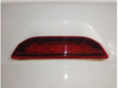 Recambio de luz central de freno para ford transit courier referencia OEM IAM   