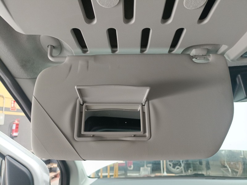 Recambio de parasol izquierdo para ford transit courier referencia OEM IAM   
