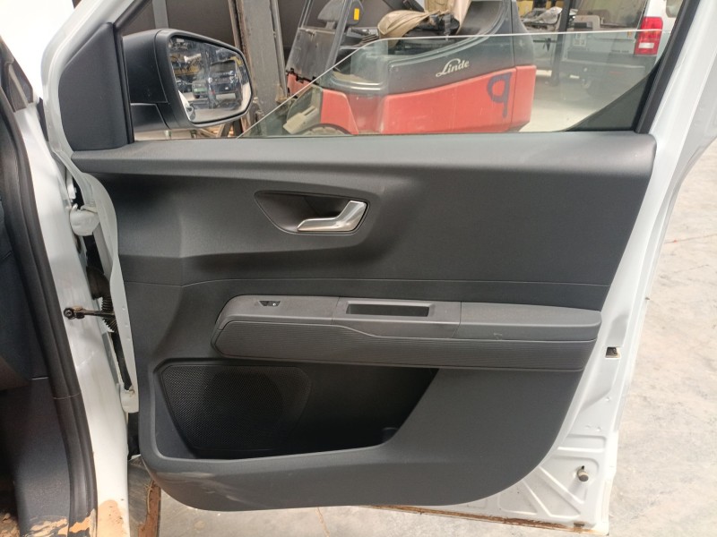 Recambio de guarnecido puerta delantera derecha para ford transit courier referencia OEM IAM   