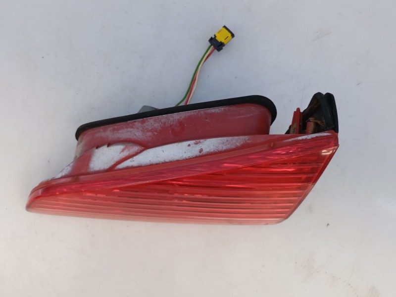 Recambio de piloto trasero derecho porton para peugeot 607 (9d, 9u) 2.2 hdi referencia OEM IAM   E2-B3-13-2