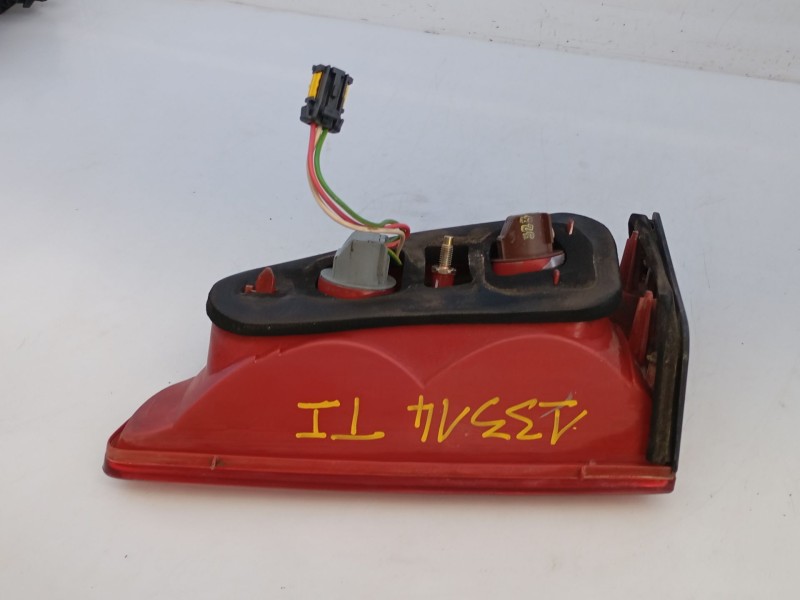 Recambio de piloto trasero izquierdo porton para peugeot 607 (9d, 9u) 2.2 hdi referencia OEM IAM   E2-B3-13-2