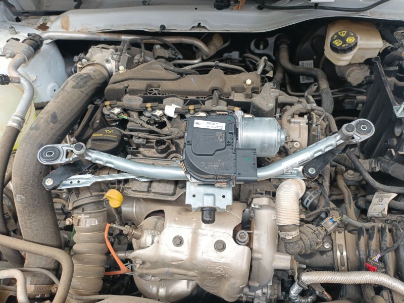 Recambio de motor limpia delantero para ford transit courier referencia OEM IAM R2X617504AA  