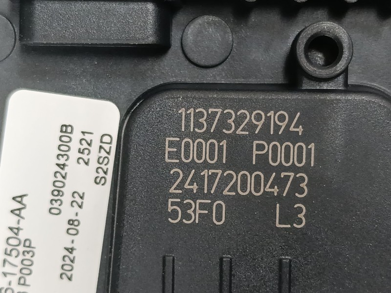 Recambio de motor limpia delantero para ford transit courier referencia OEM IAM R2X617504AA  