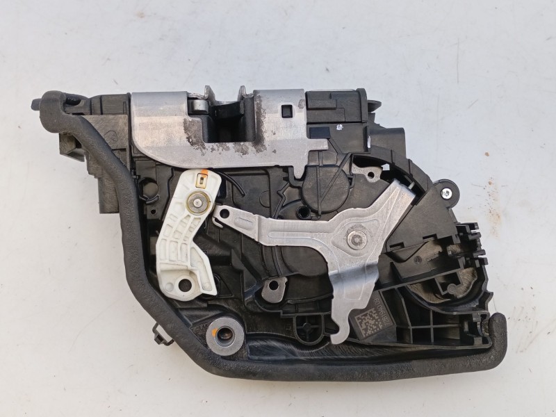 Recambio de cerradura puerta trasera derecha para bmw x1 (f48) xdrive 20 d referencia OEM IAM 728194009 18283810cz 