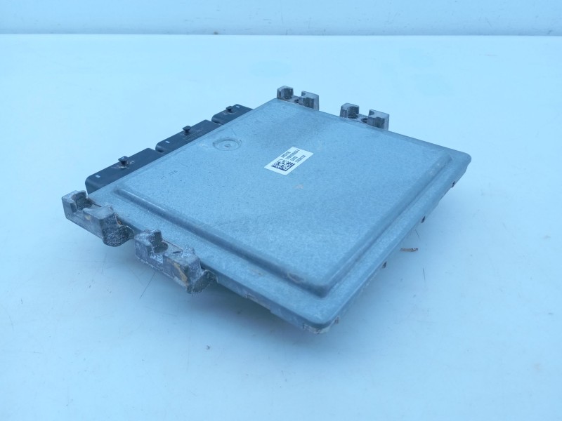 Recambio de centralita motor uce para renault megane iii hatchback (bz0/1_, b3_) 1.2 tce (bz2b, bz11) referencia OEM IAM 2371048