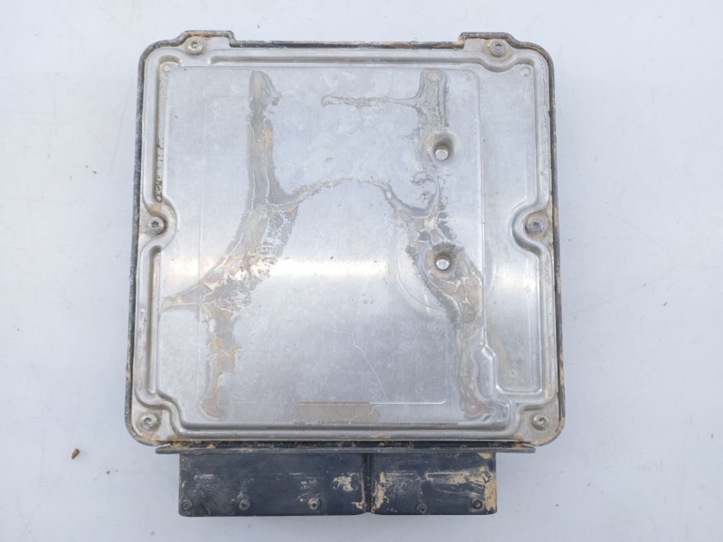 Recambio de centralita motor uce para volkswagen touareg (7la, 7l6, 7l7) 2.5 r5 tdi referencia OEM IAM 070906016F 0281011258 