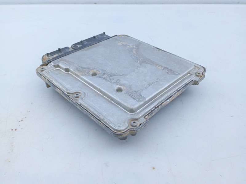 Recambio de centralita motor uce para volkswagen touareg (7la, 7l6, 7l7) 2.5 r5 tdi referencia OEM IAM 070906016F 0281011258 