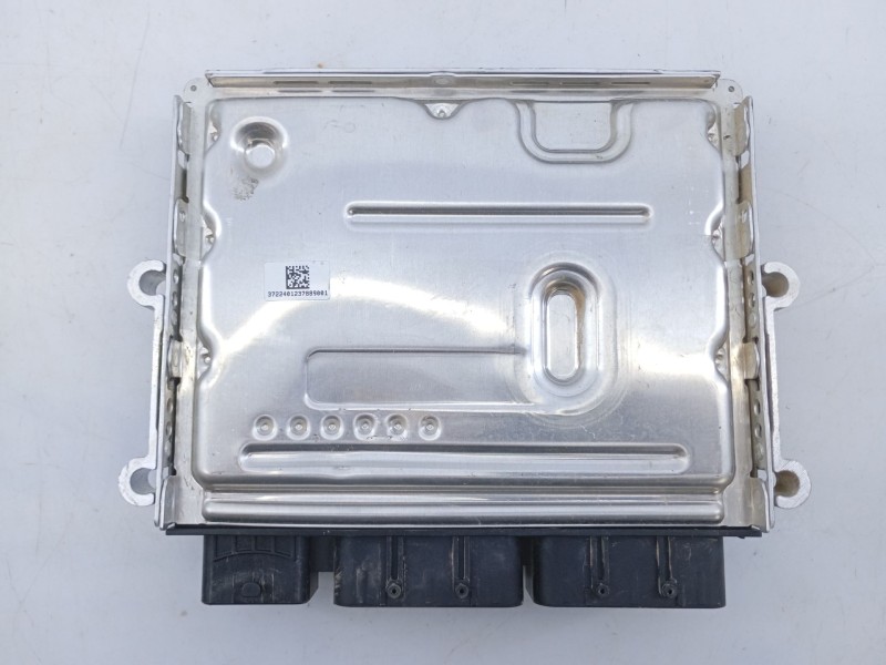 Recambio de centralita motor uce para renault trafic iii autobús (jg_) 2.0 dci 150 (jgmu) referencia OEM IAM 237109896S 02810211