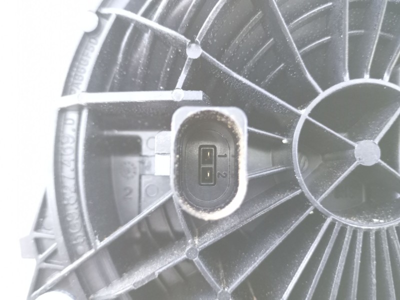 Recambio de maneta exterior porton para volkswagen golf viii (cd1, da1) 1.0 tsi referencia OEM IAM 5G9827489D  