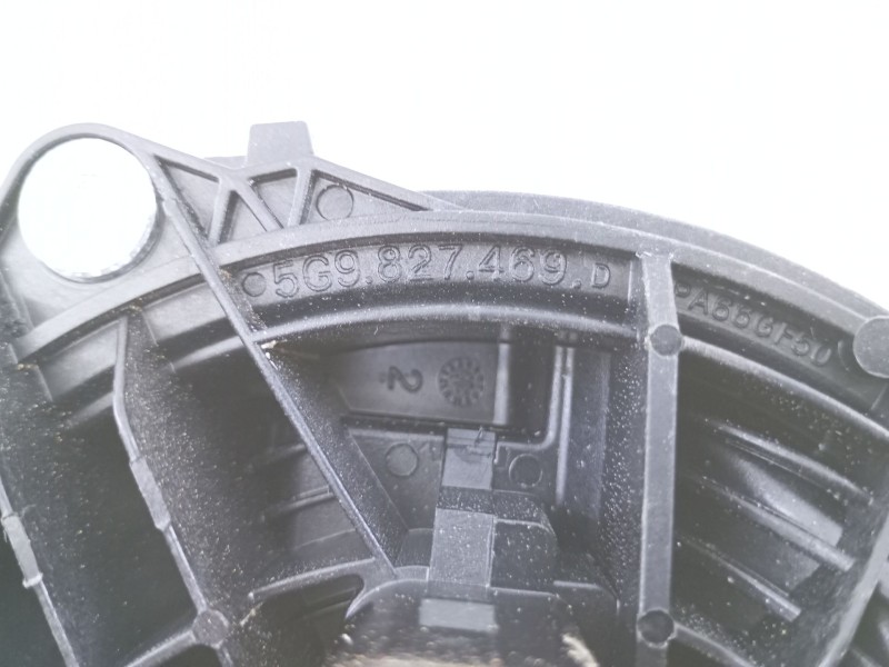 Recambio de maneta exterior porton para volkswagen golf viii (cd1, da1) 1.0 tsi referencia OEM IAM 5G9827489D  