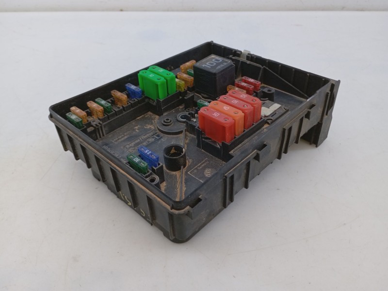 Recambio de caja reles / fusibles para volkswagen touran (1t1, 1t2) 2.0 tdi referencia OEM IAM   