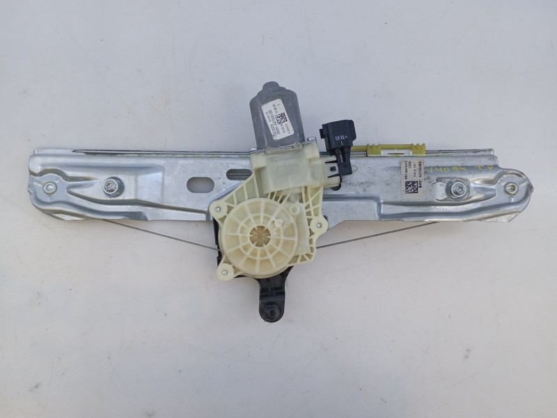 Recambio de elevalunas trasero derecho para ford focus iii turnier 1.5 tdci referencia OEM IAM   
