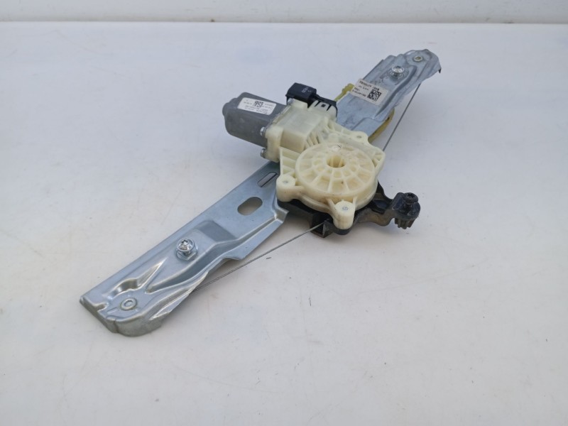 Recambio de elevalunas trasero derecho para ford focus iii turnier 1.5 tdci referencia OEM IAM   
