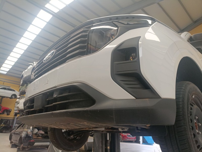Recambio de paragolpes delantero para ford transit courier referencia OEM IAM   